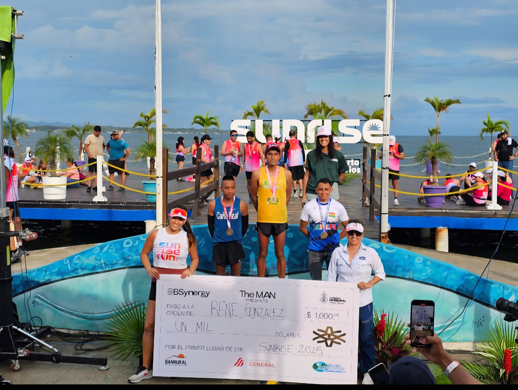 Puerto Barrios hace historia con la primera carrera de 10K y 21K en el ...